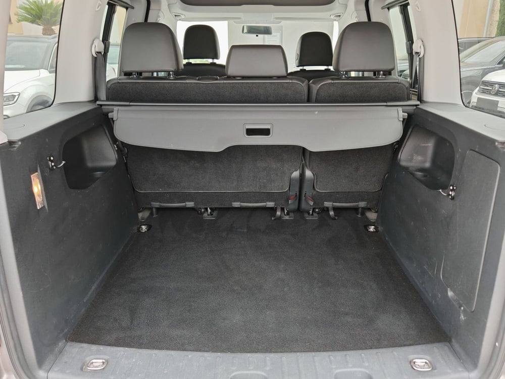 Volkswagen Caddy usata a Palermo (17)