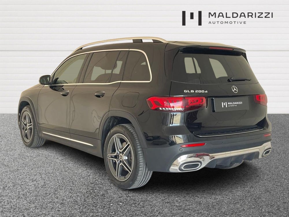 Mercedes-Benz GLB usata a Bari (14)