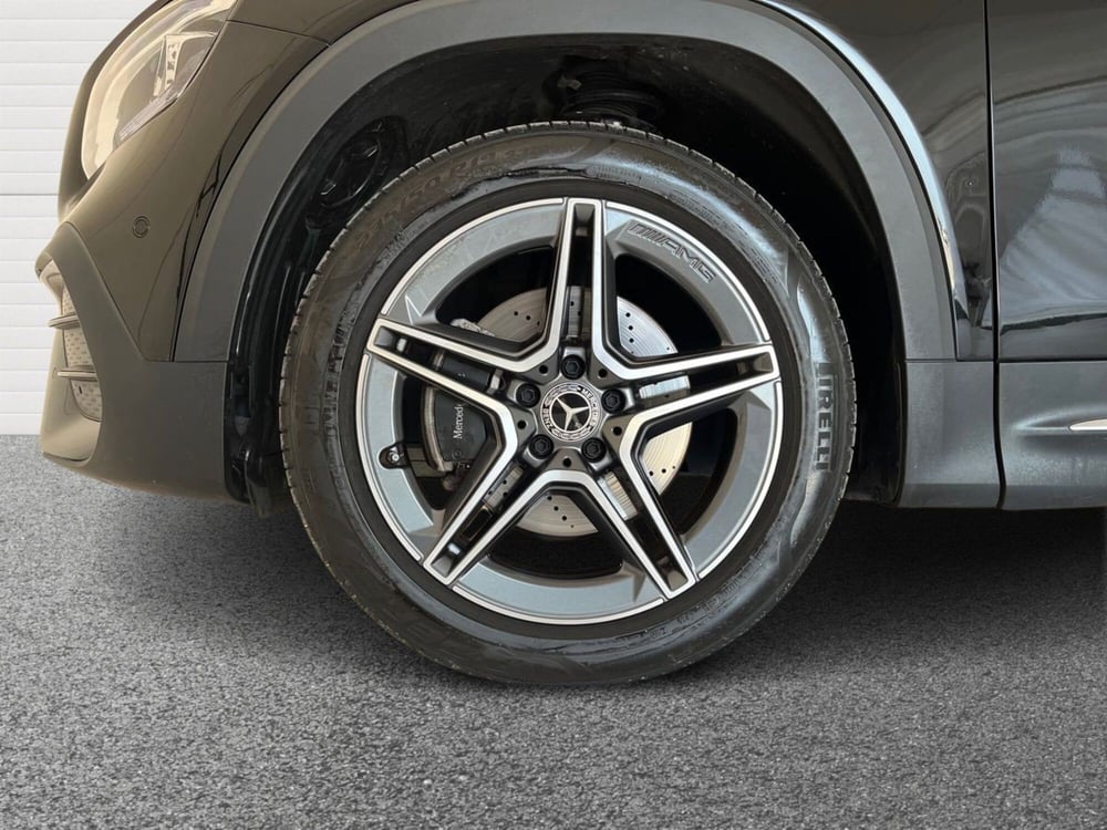 Mercedes-Benz GLB usata a Bari (16)