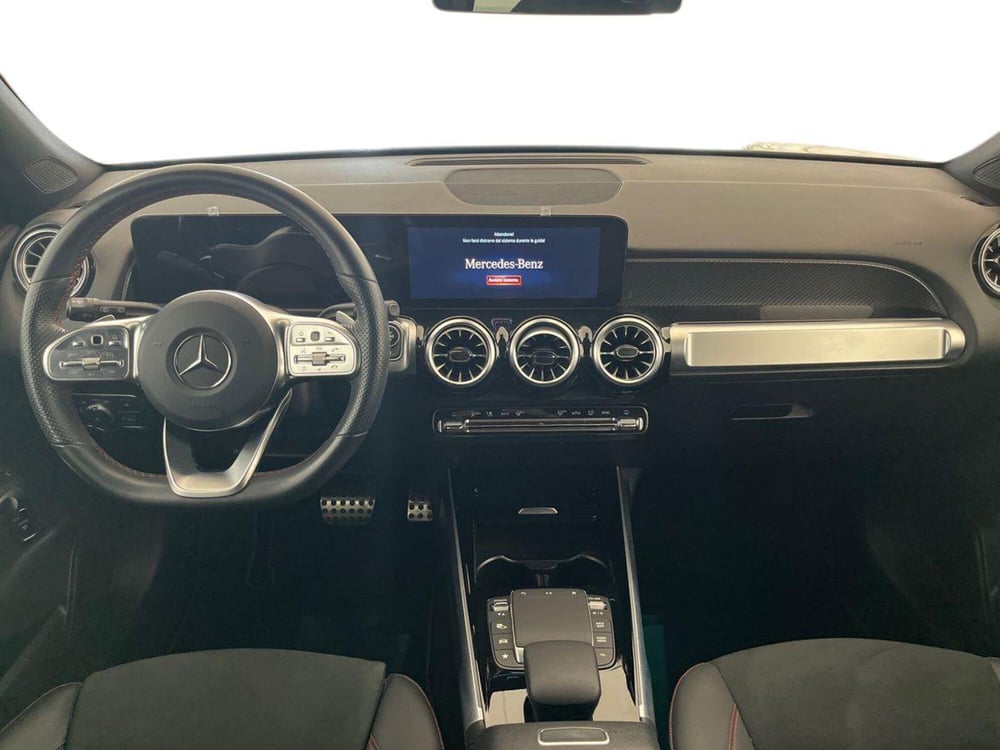 Mercedes-Benz GLB usata a Bari (8)
