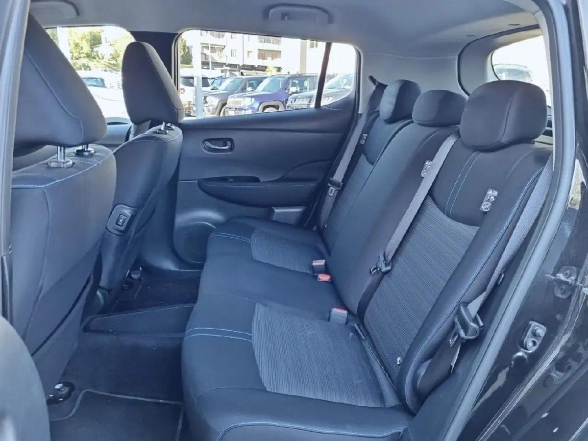 Nissan Leaf usata a Teramo (10)