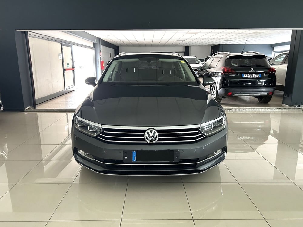 Volkswagen Passat Variant usata a Ferrara (2)