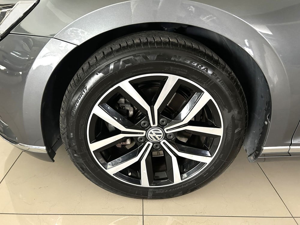 Volkswagen Passat Variant usata a Ferrara (7)