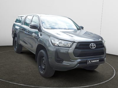 Toyota Hilux 2.D-4D 4WD porte Double Cab Comfort del 2024 usata a Torino
