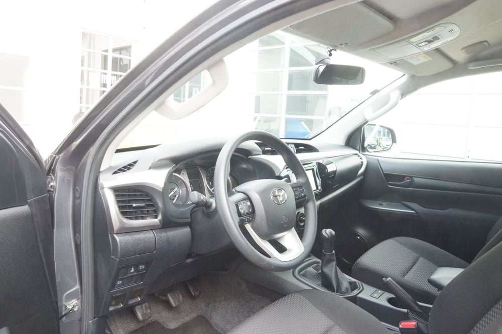 Toyota Hilux usata a Torino (15)