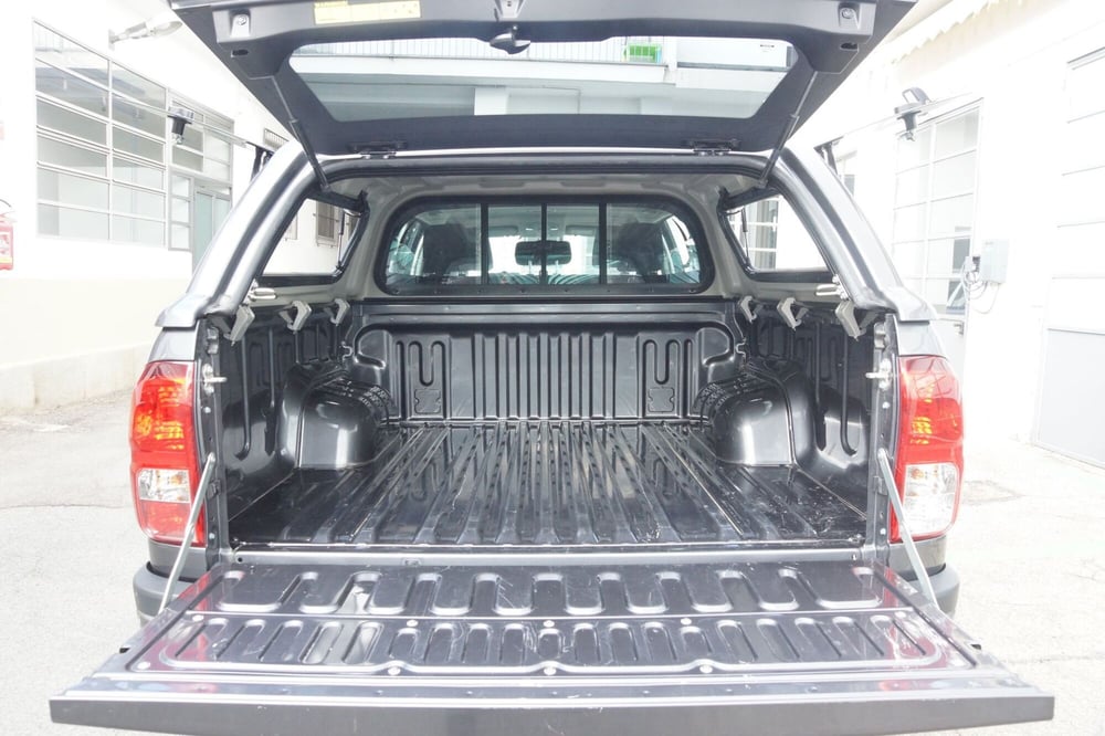 Toyota Hilux usata a Torino (8)