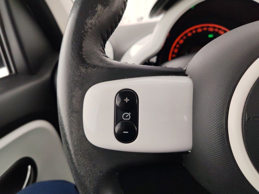 Renault Twingo usata a Massa-Carrara (13)