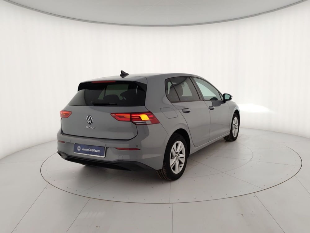 Volkswagen Golf usata a Massa-Carrara (3)
