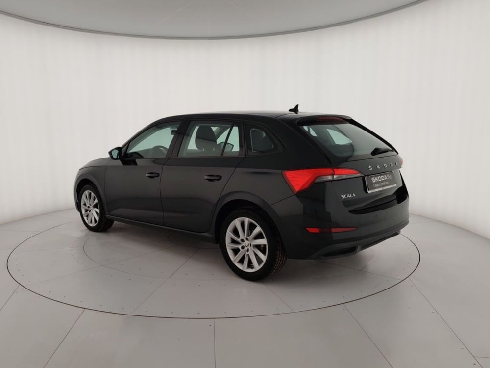 Skoda Scala usata a Massa-Carrara (2)