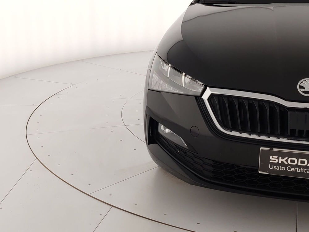 Skoda Scala usata a Massa-Carrara (5)