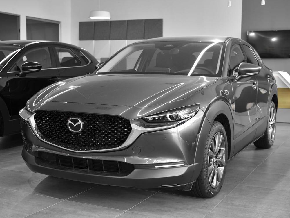 Mazda CX-30 nuova a Prato (2)