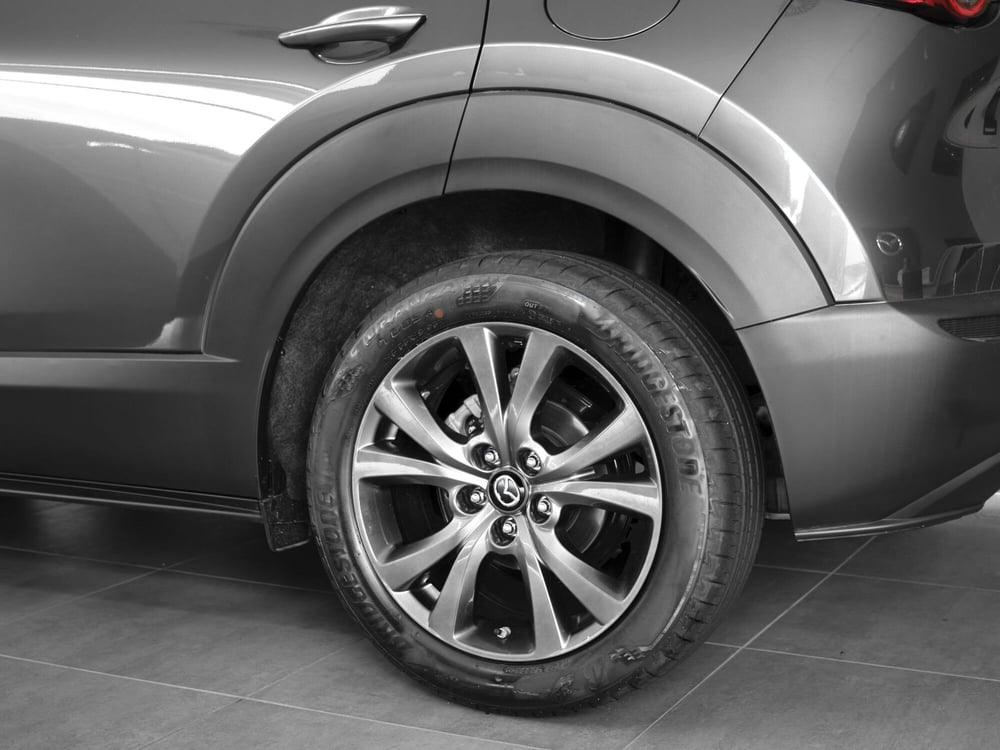 Mazda CX-30 nuova a Prato (4)