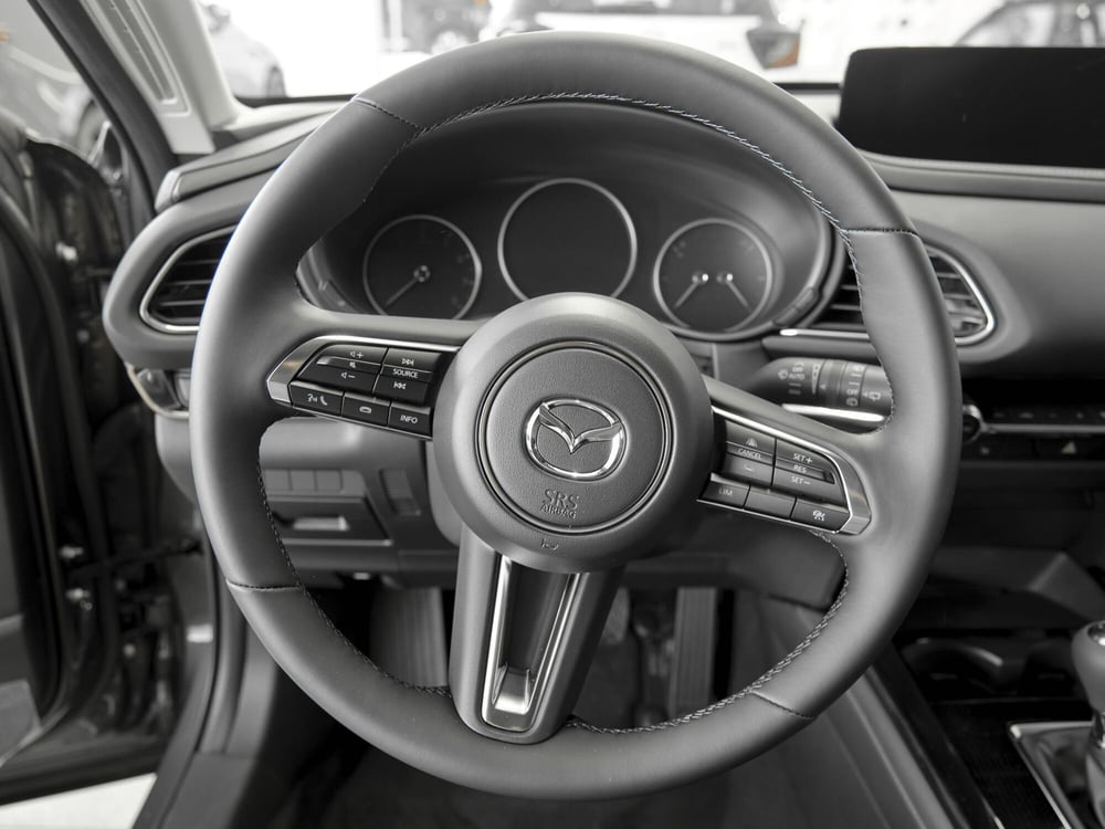 Mazda CX-30 nuova a Prato (6)