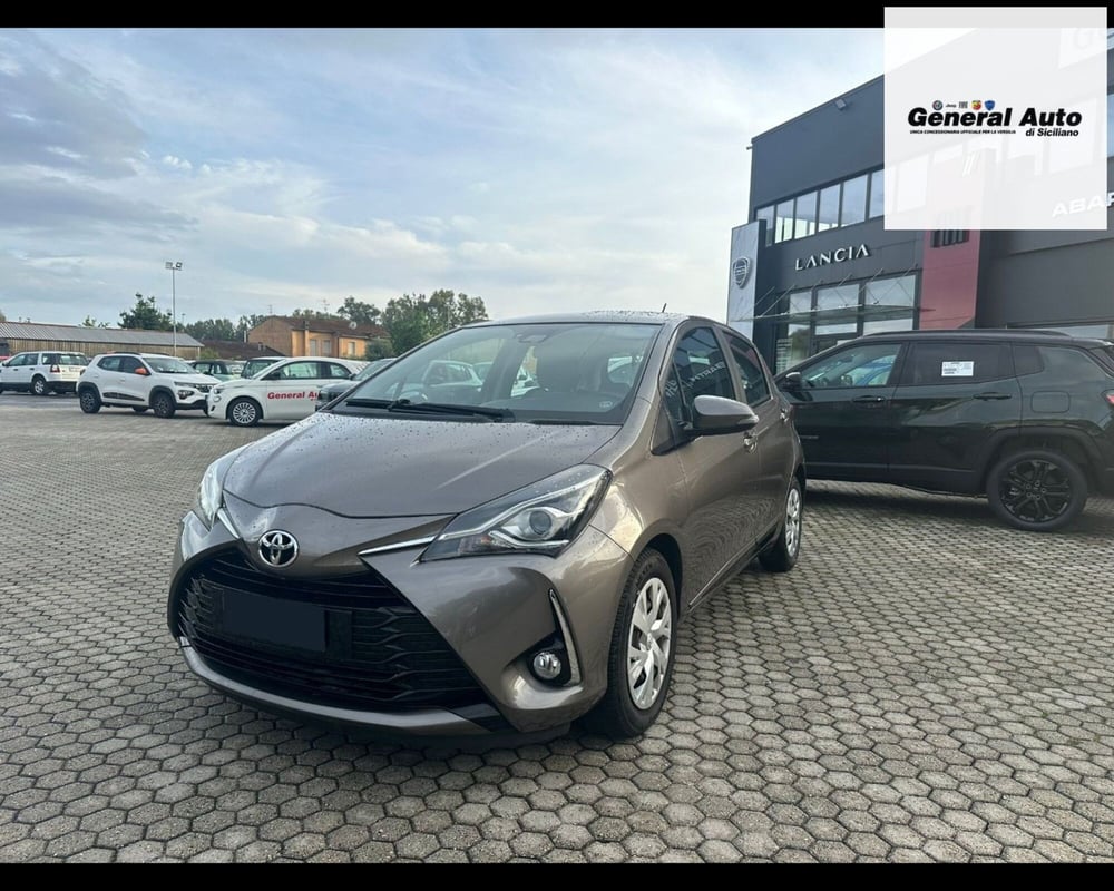 Toyota Yaris usata a Lucca (3)