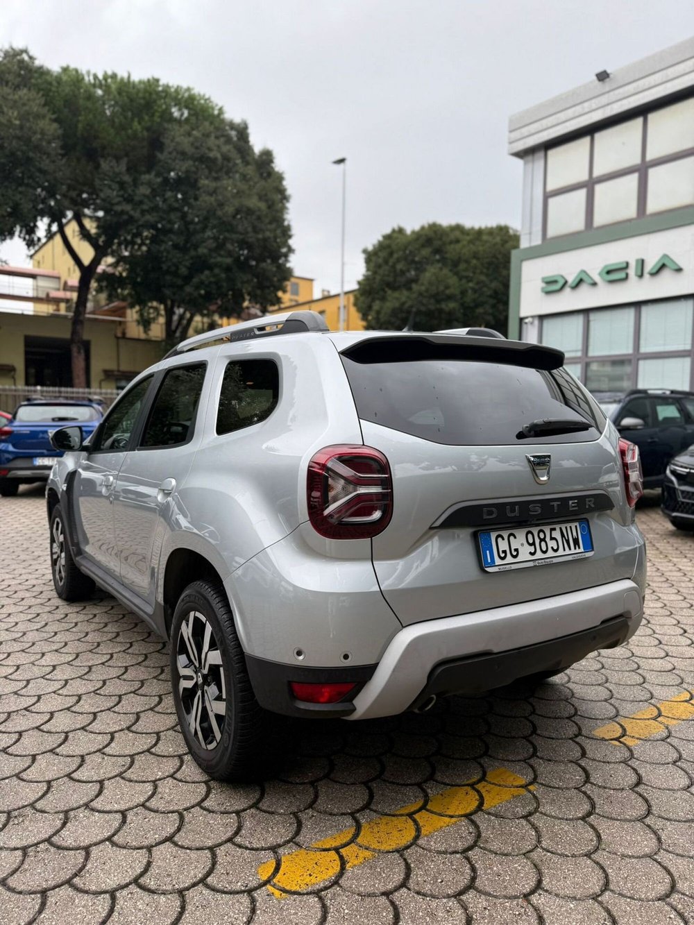 Dacia Duster usata a Firenze (7)