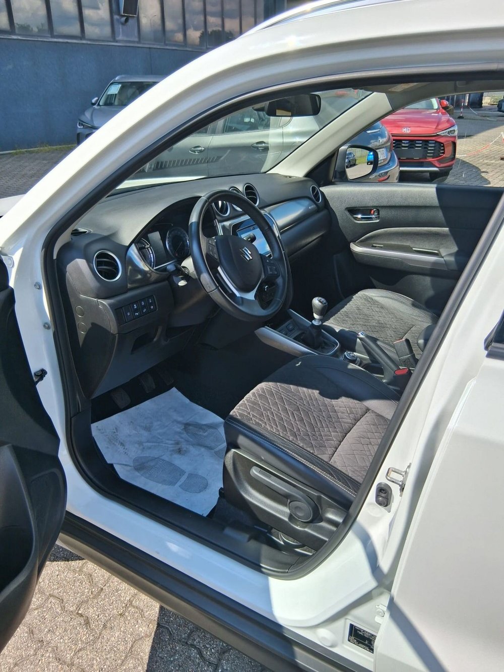 Suzuki Vitara usata a Monza e Brianza (6)