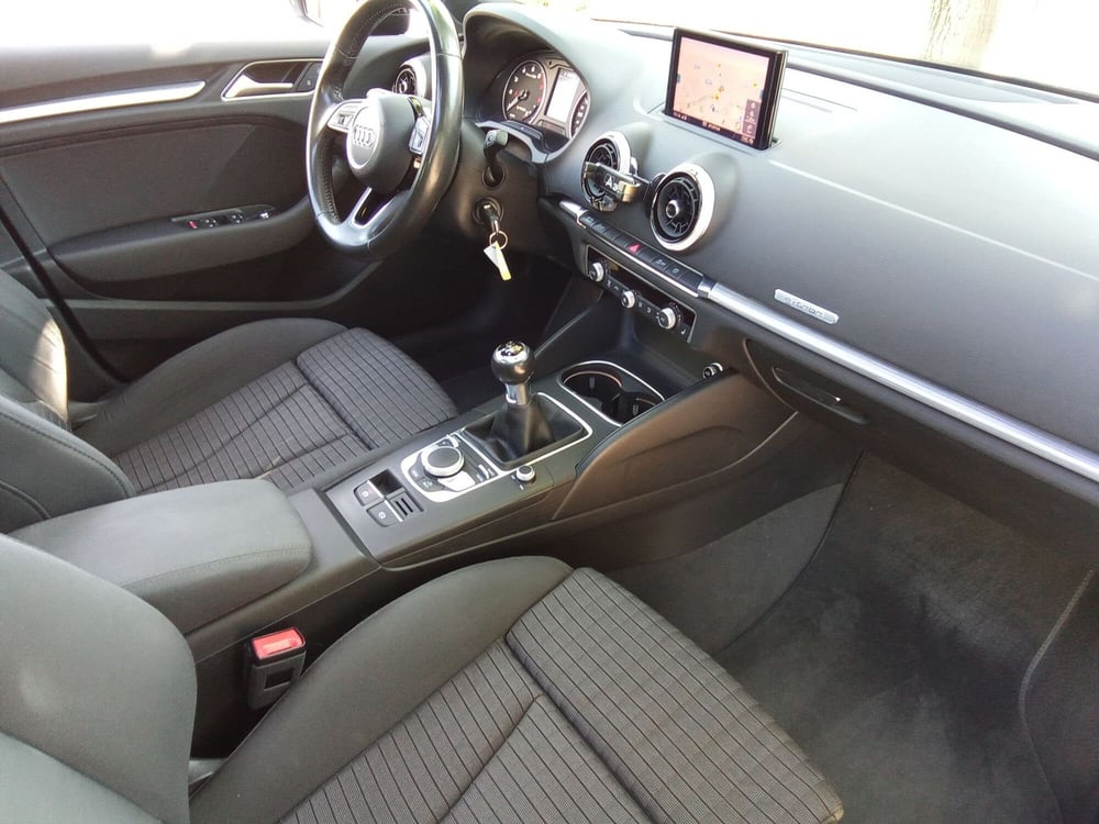 Audi A3 Sportback usata a Rimini (18)