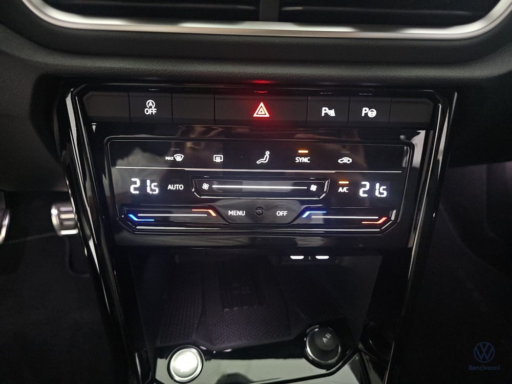 Volkswagen T-Roc nuova a Catanzaro (18)