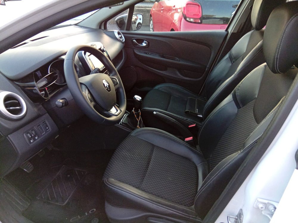 Renault Clio Sporter usata a Catania (12)