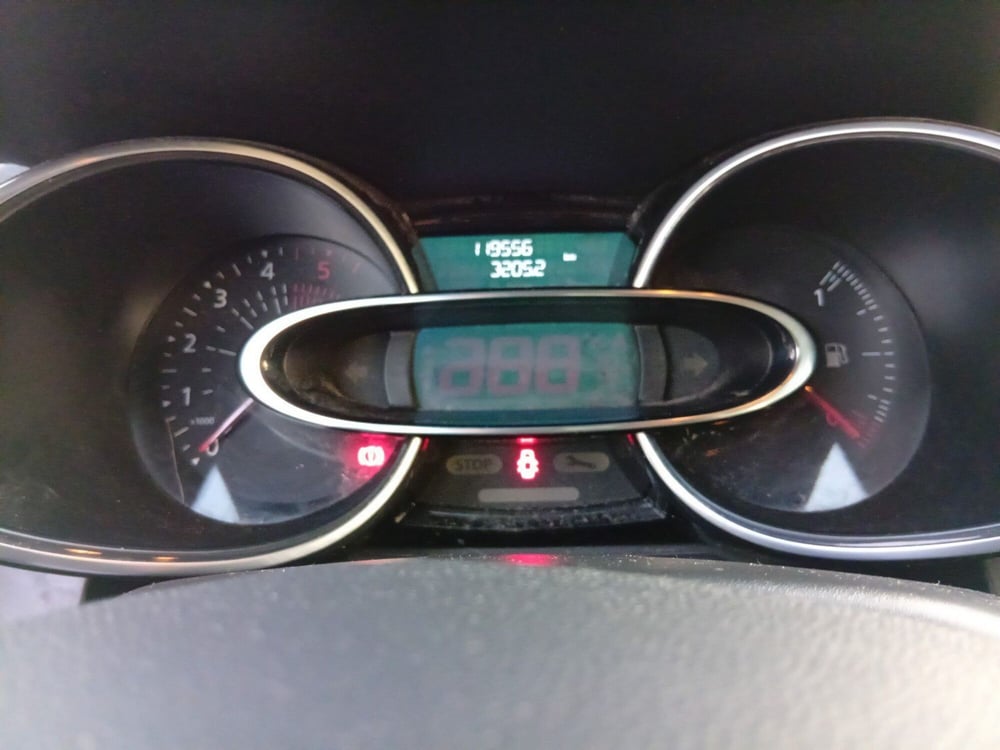 Renault Clio Sporter usata a Catania (16)