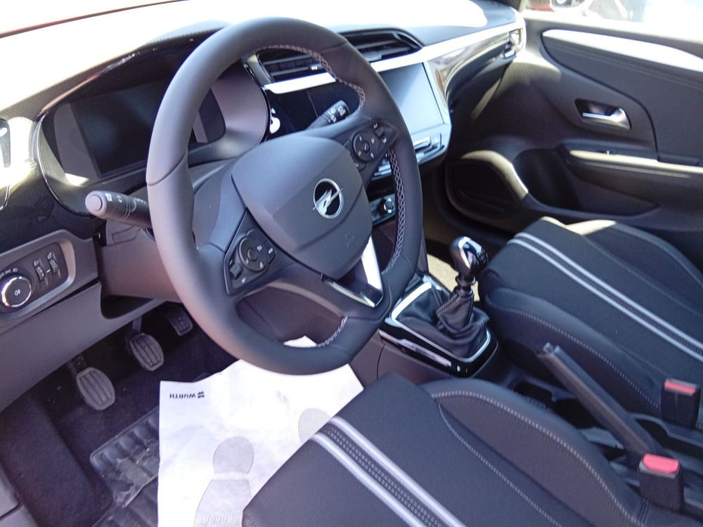 Opel Corsa nuova a Catania (13)