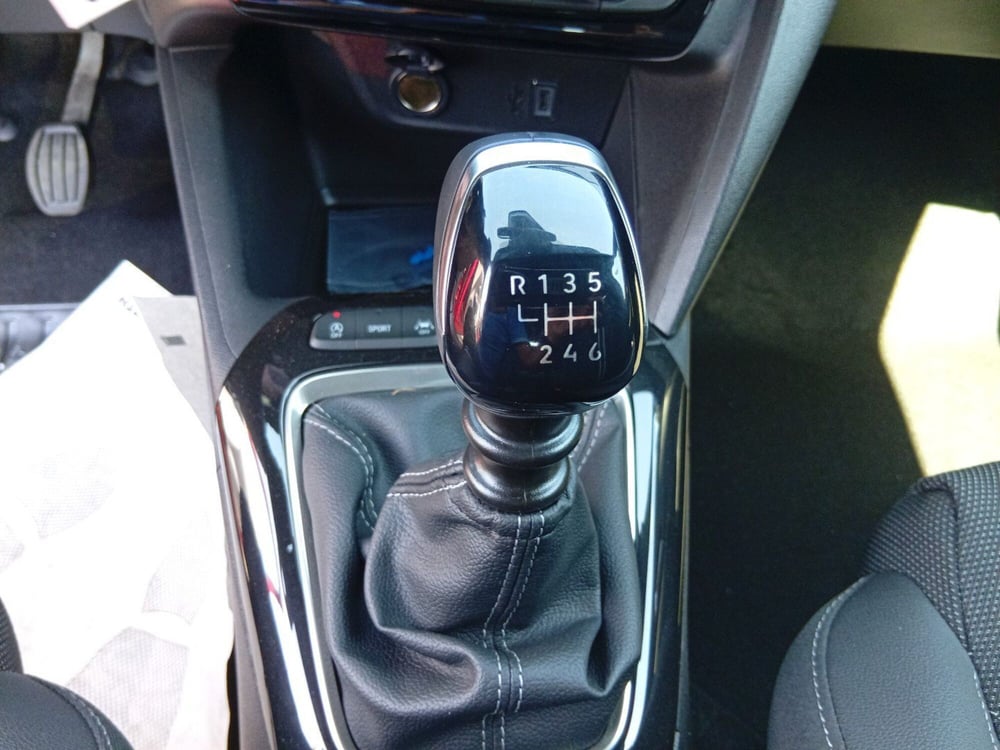 Opel Corsa nuova a Catania (16)