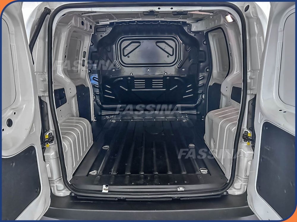 Fiat Fiorino usata a Milano (10)