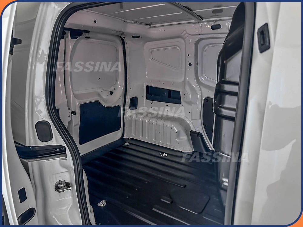 Fiat Fiorino usata a Milano (11)