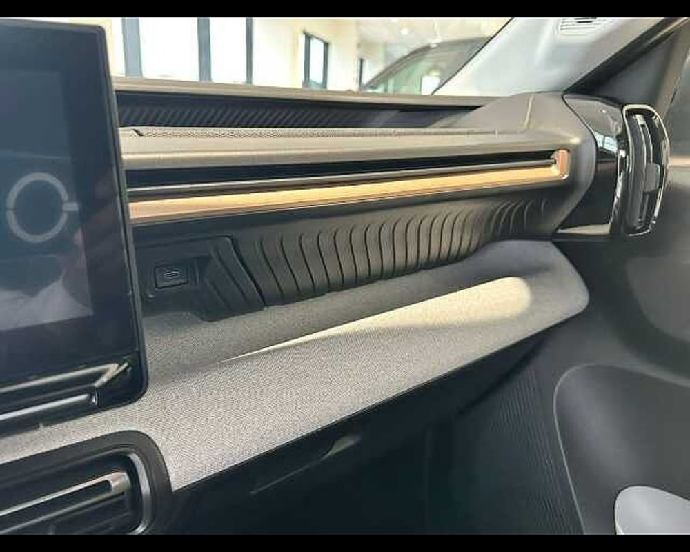 Citroen C3 Aircross nuova a Milano (16)
