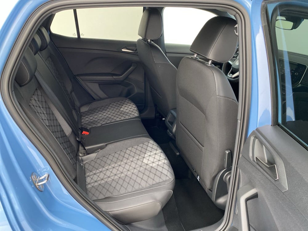 Volkswagen T-Cross nuova a Lodi (7)