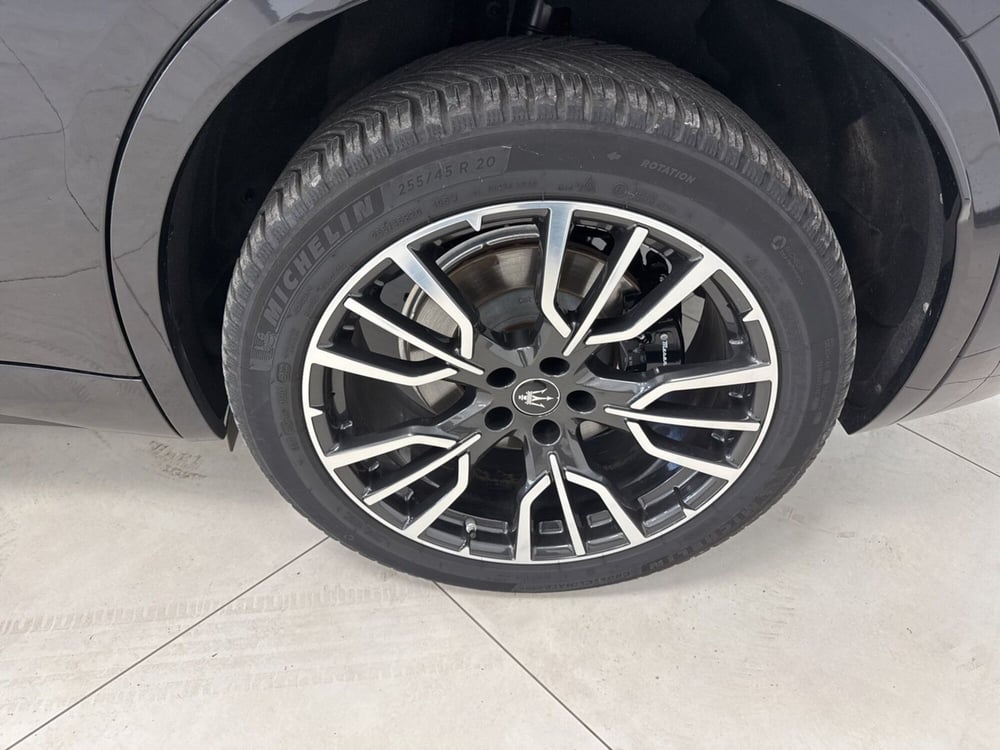 Maserati Grecale usata a Palermo (7)