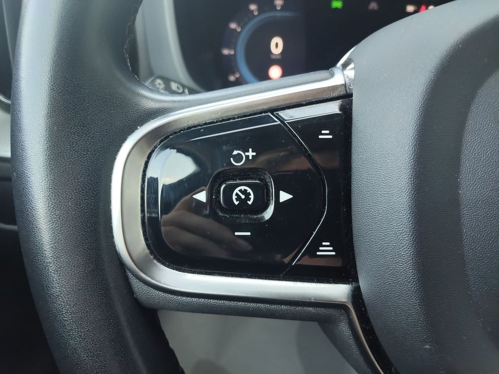 Volvo XC60 usata a Modena (12)