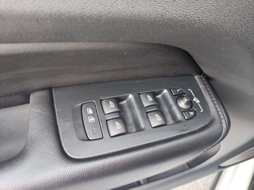 Volvo XC60 usata a Modena (14)