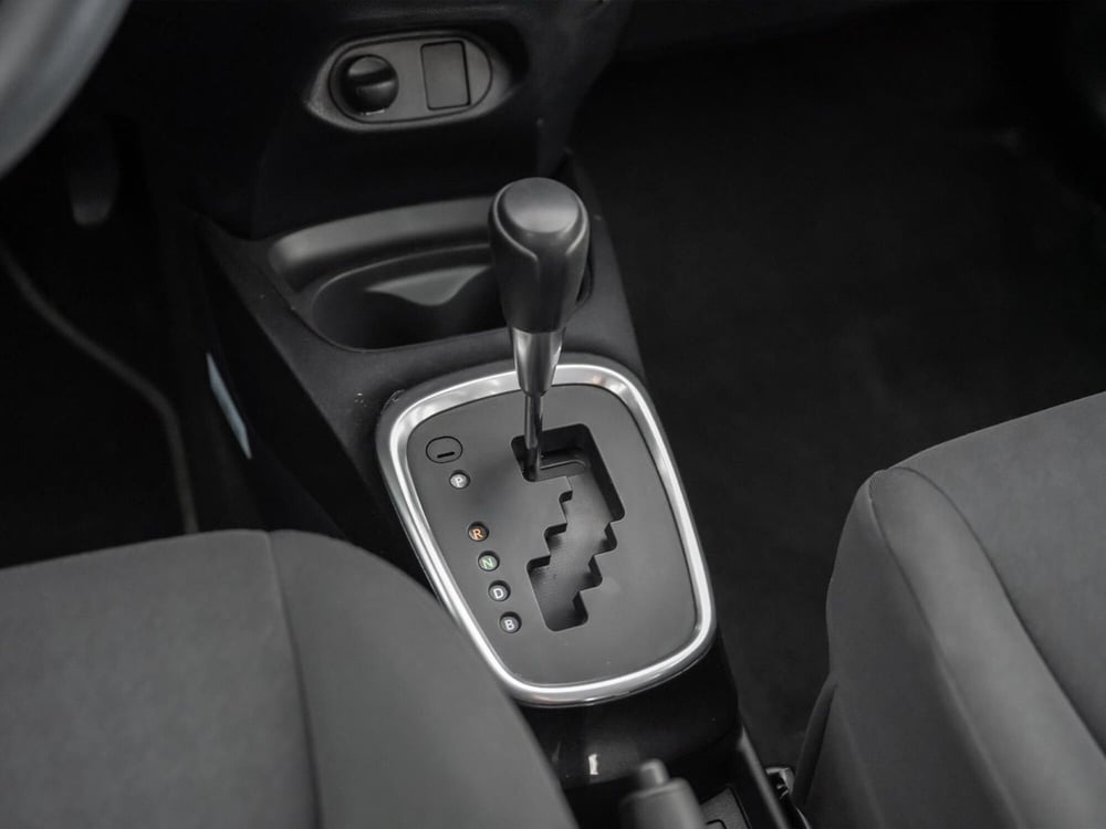Toyota Yaris usata a Foggia (16)