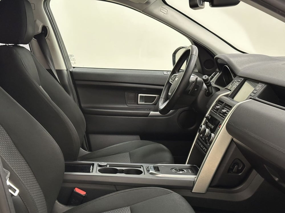Land Rover Discovery Sport usata a Lodi (3)