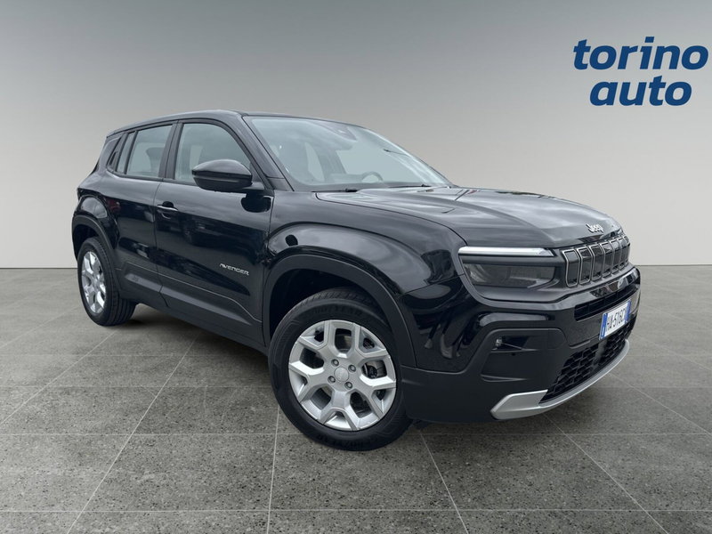 Jeep Avenger nuova a Torino