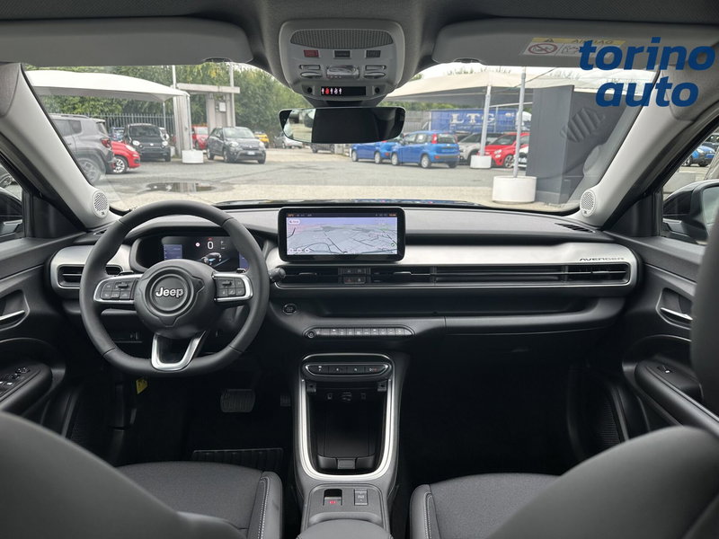Jeep Avenger nuova a Torino (14)