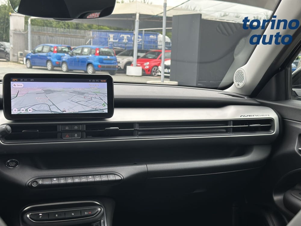 Jeep Avenger nuova a Torino (15)