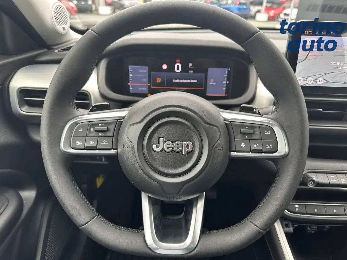 Jeep Avenger nuova a Torino (17)