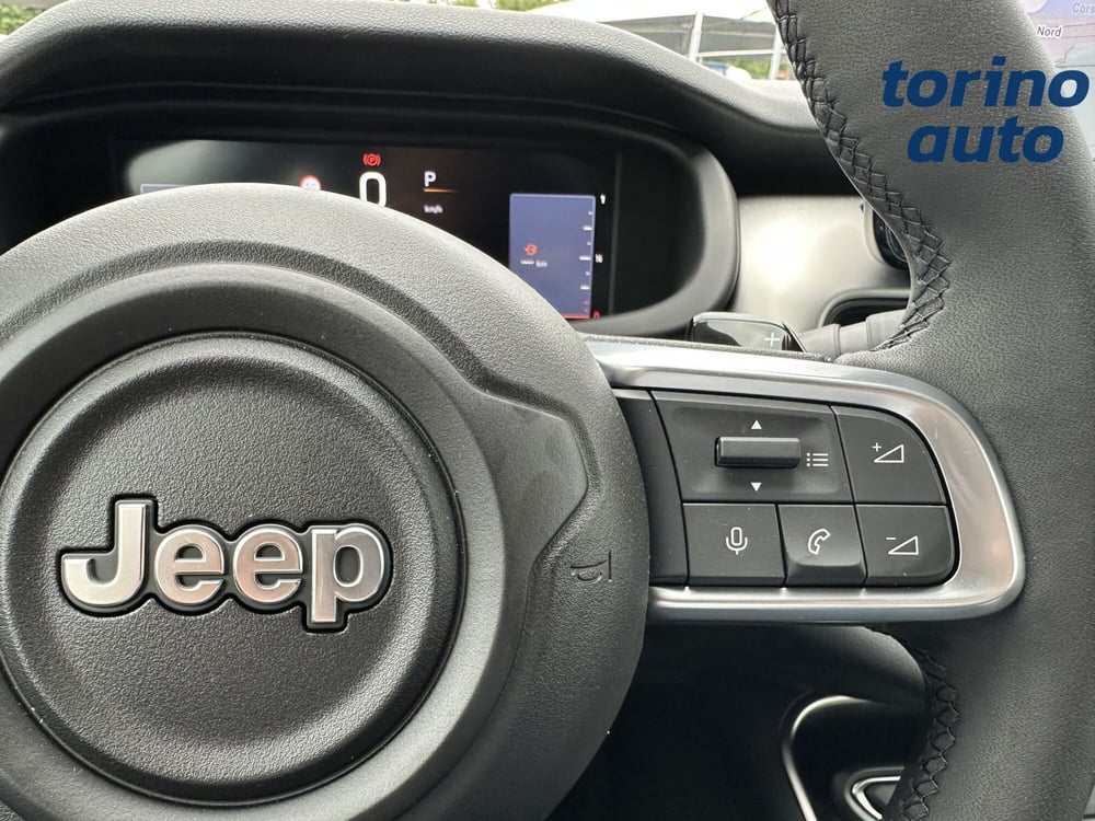 Jeep Avenger nuova a Torino (19)