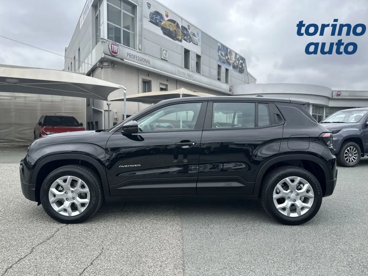 Jeep Avenger nuova a Torino (4)