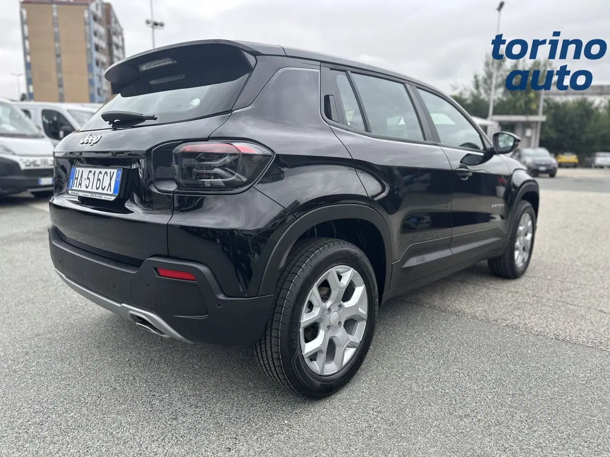 Jeep Avenger nuova a Torino (7)