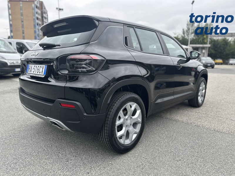 Jeep Avenger nuova a Torino (7)