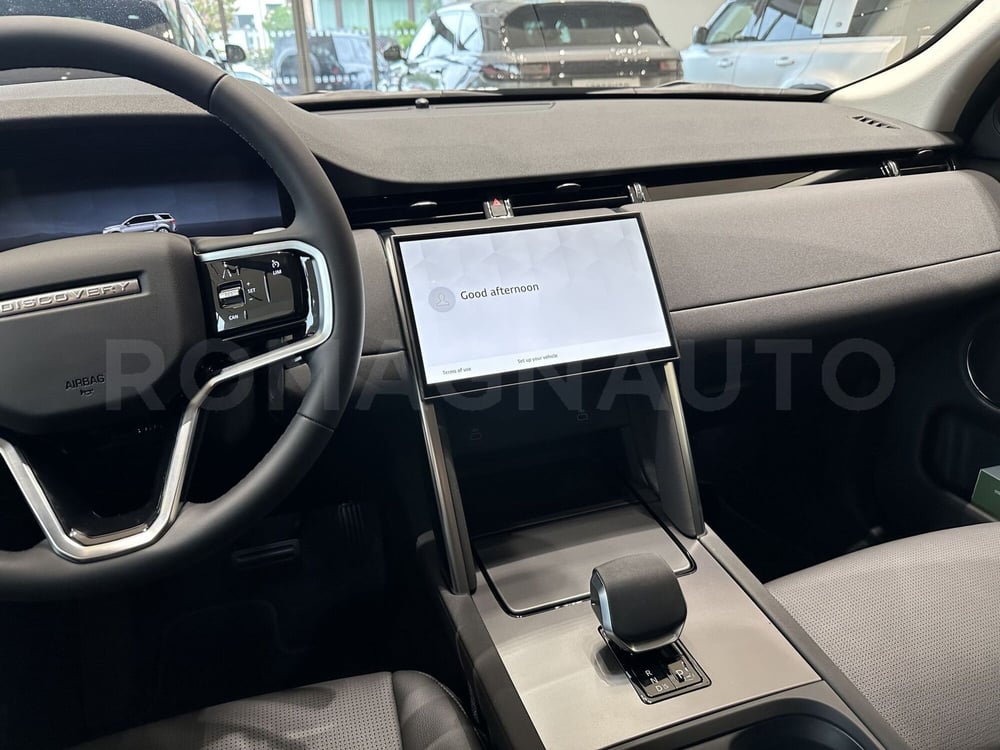 Land Rover Discovery Sport nuova a Forlì-Cesena (11)