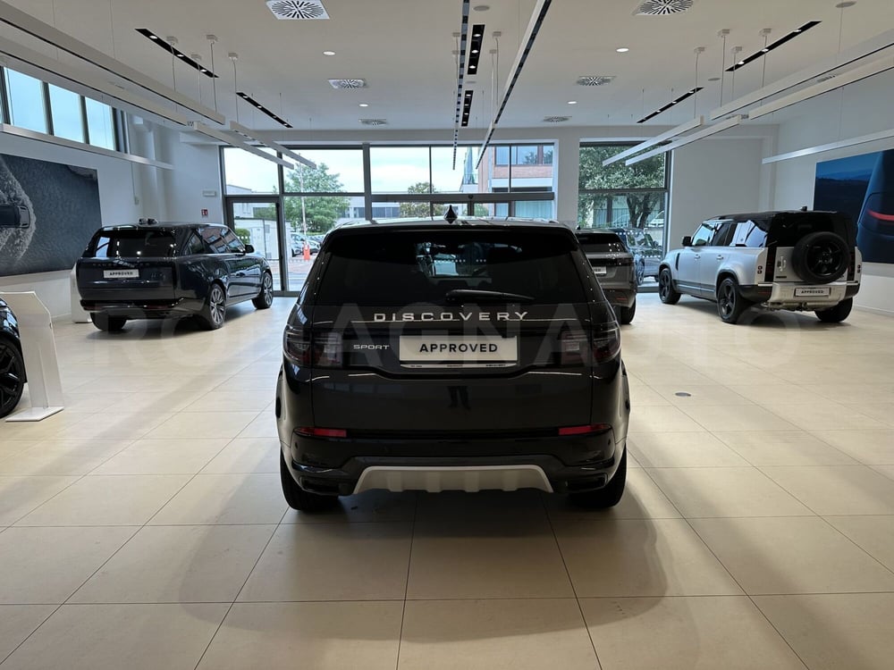 Land Rover Discovery Sport nuova a Forlì-Cesena (4)