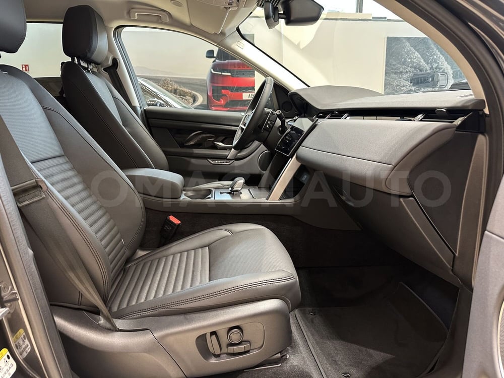 Land Rover Discovery Sport nuova a Forlì-Cesena (8)