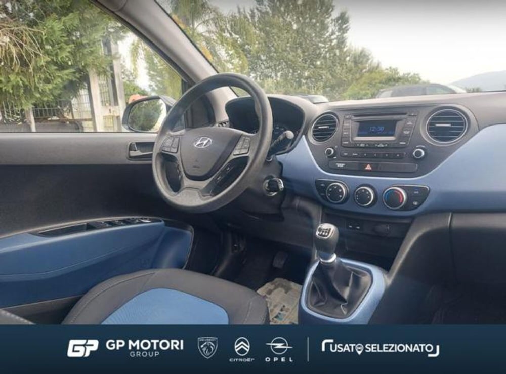 Hyundai i10 usata a Caserta (7)