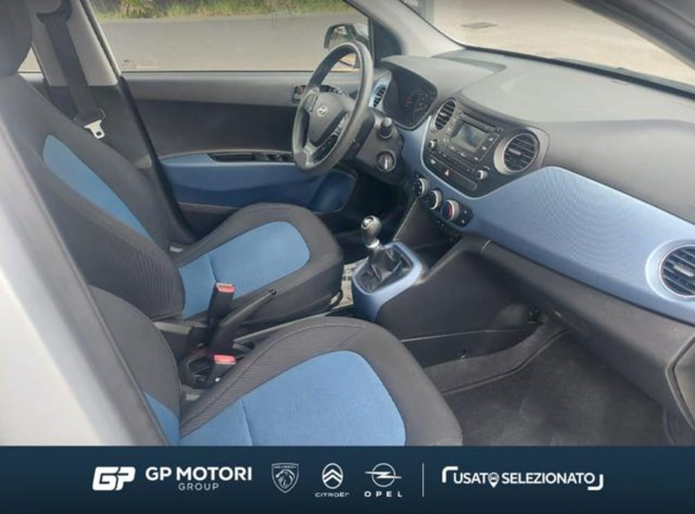 Hyundai i10 usata a Caserta (8)