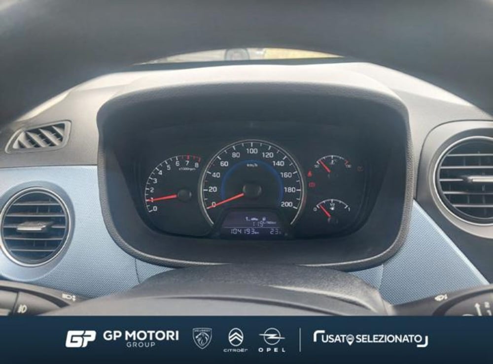 Hyundai i10 usata a Caserta (9)