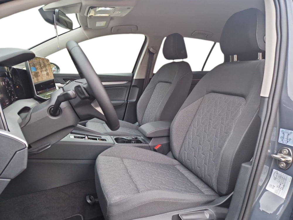 Volkswagen Golf nuova a Siena (11)